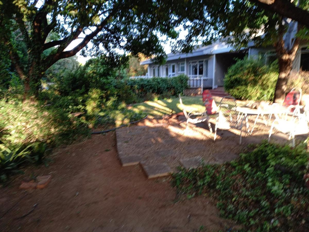 Credo Guest House Bloemfontein Eksteriør billede