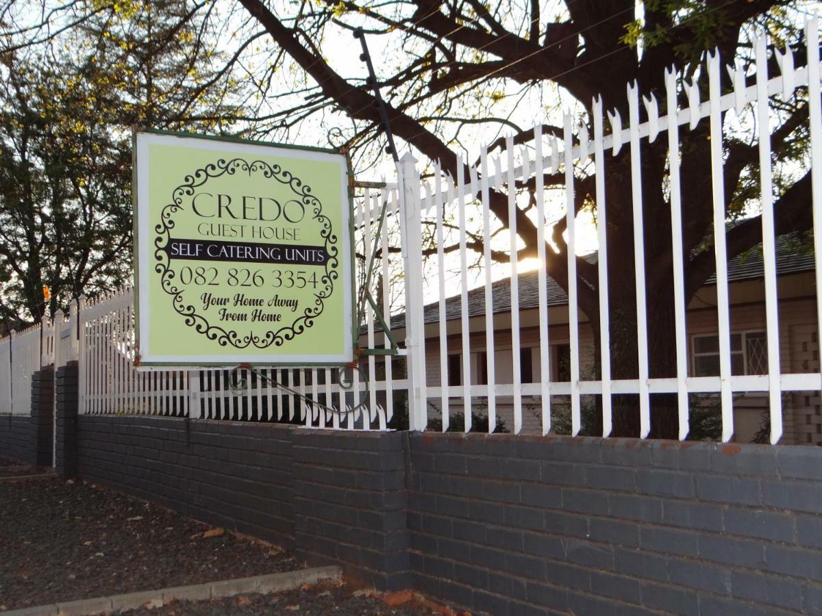 Credo Guest House Bloemfontein Eksteriør billede