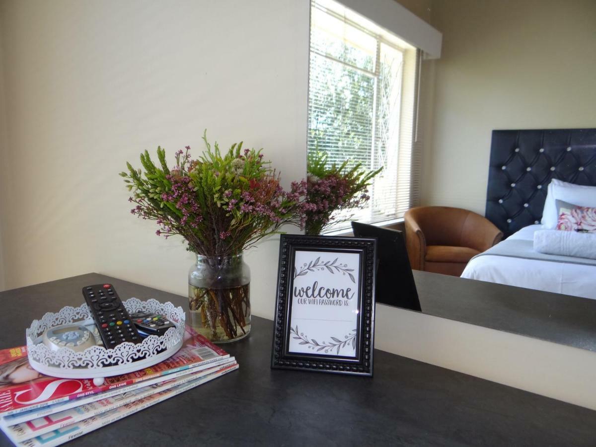 Credo Guest House Bloemfontein Eksteriør billede