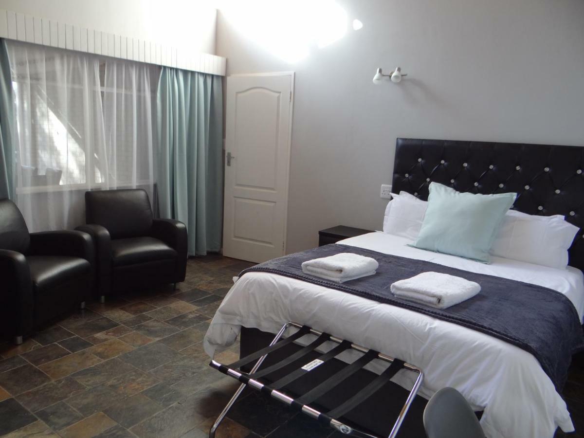 Credo Guest House Bloemfontein Eksteriør billede