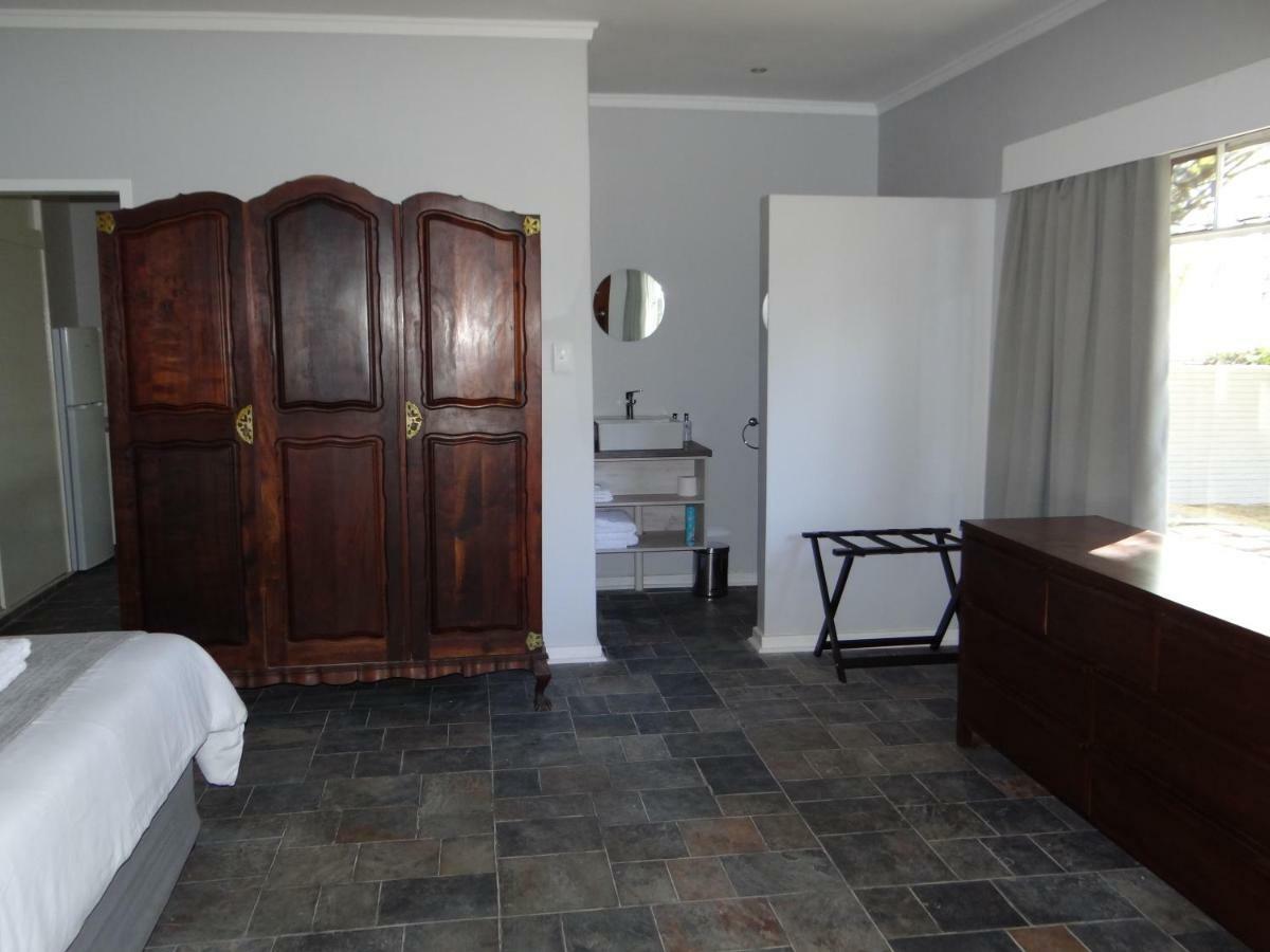 Credo Guest House Bloemfontein Eksteriør billede